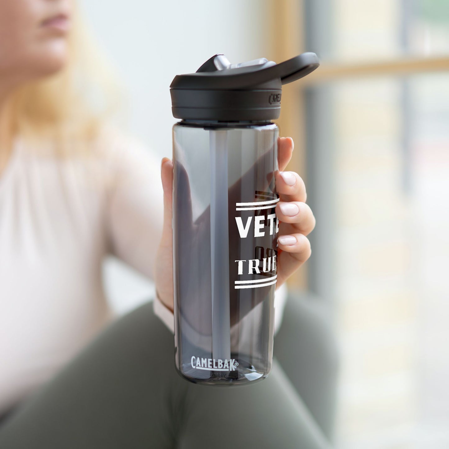 Veteran = True Hero | CamelBak Eddy® Water Bottle | 20oz | 25oz