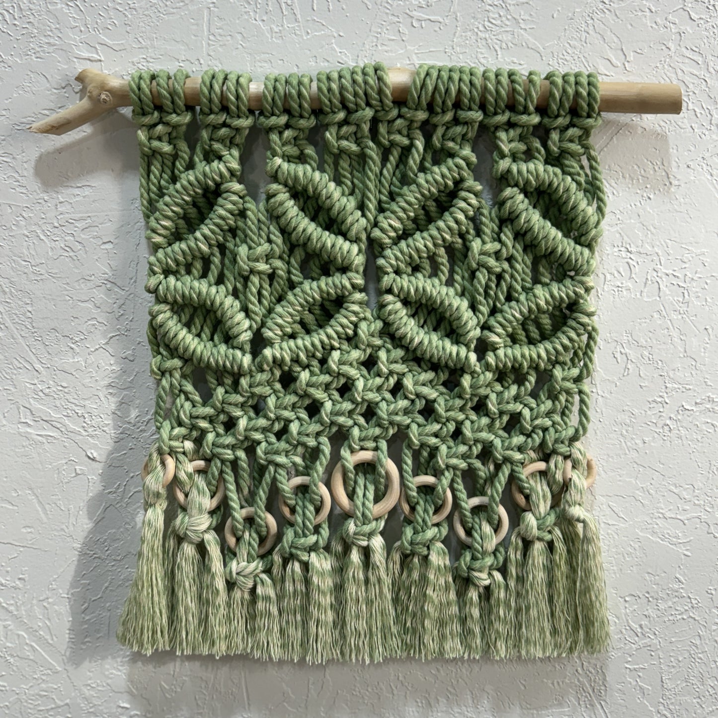 Macrame | Green Poly Floral w/Rings