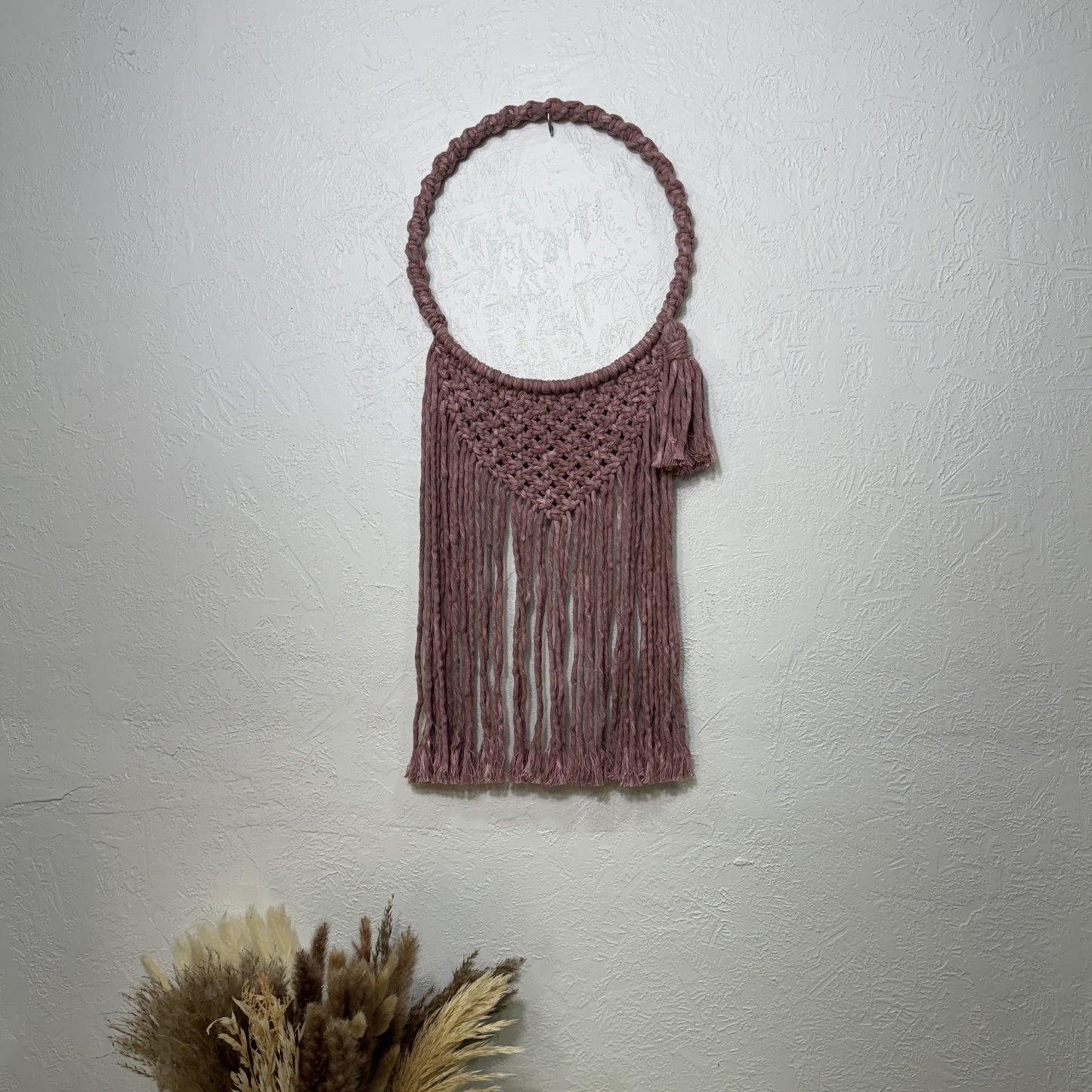 Macrame | Pink Hooped