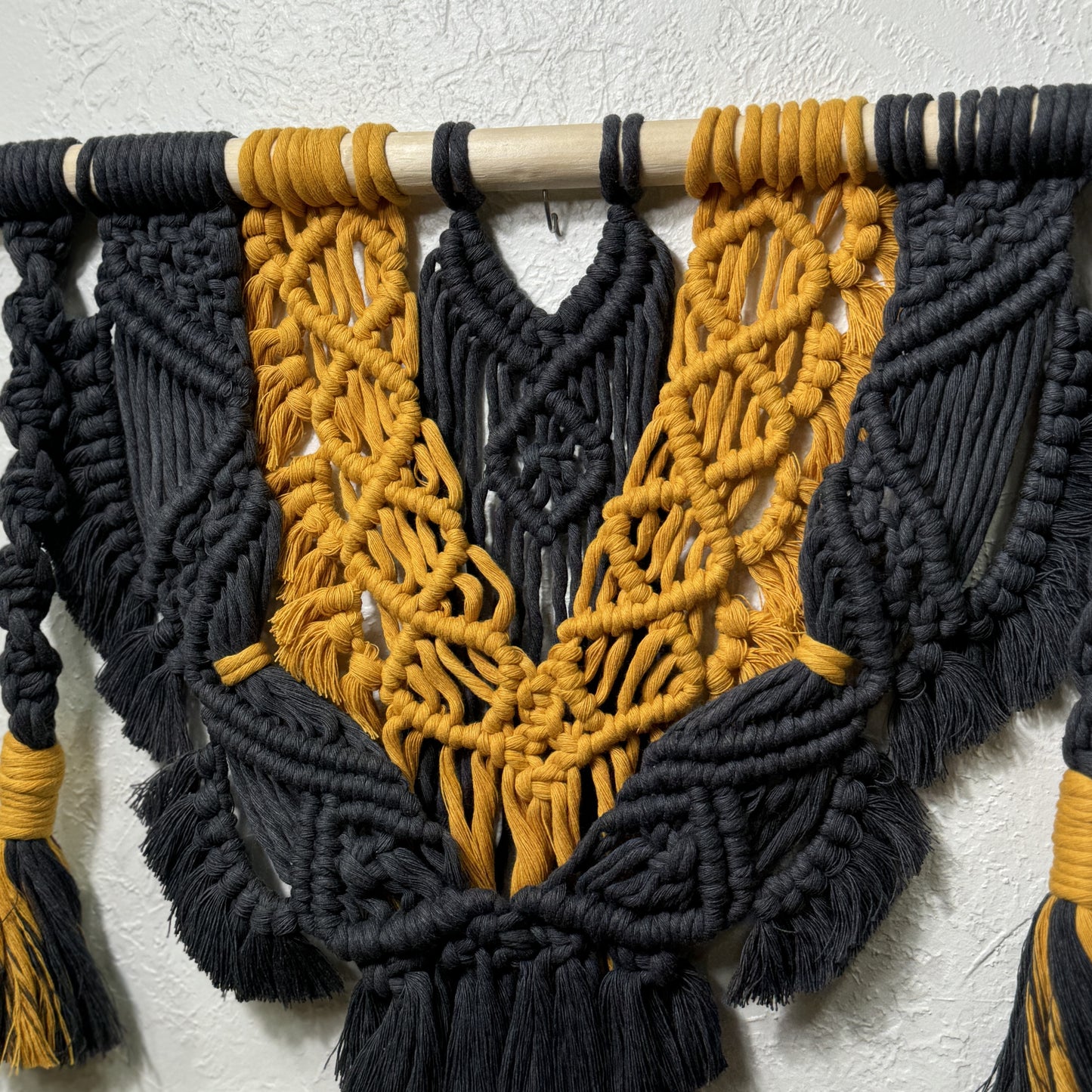 Macrame | Navy and Gold Swag