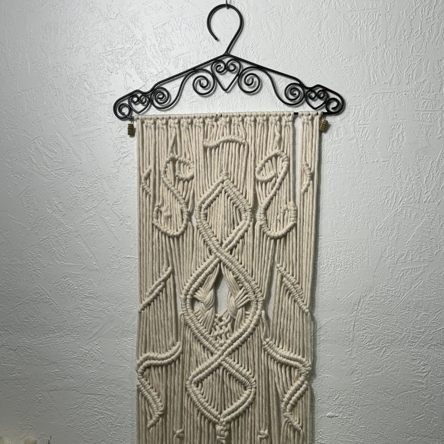 Macrame | Heartfelt Hanger Renaissance