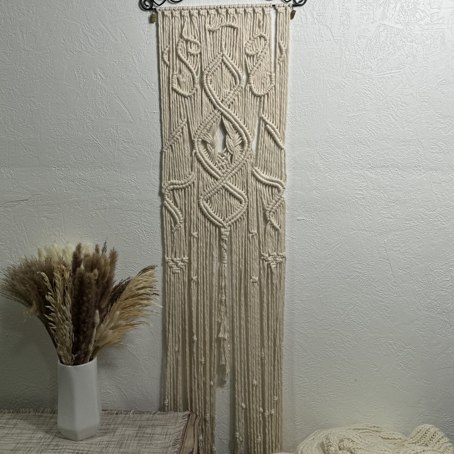Macrame | Heartfelt Hanger Renaissance