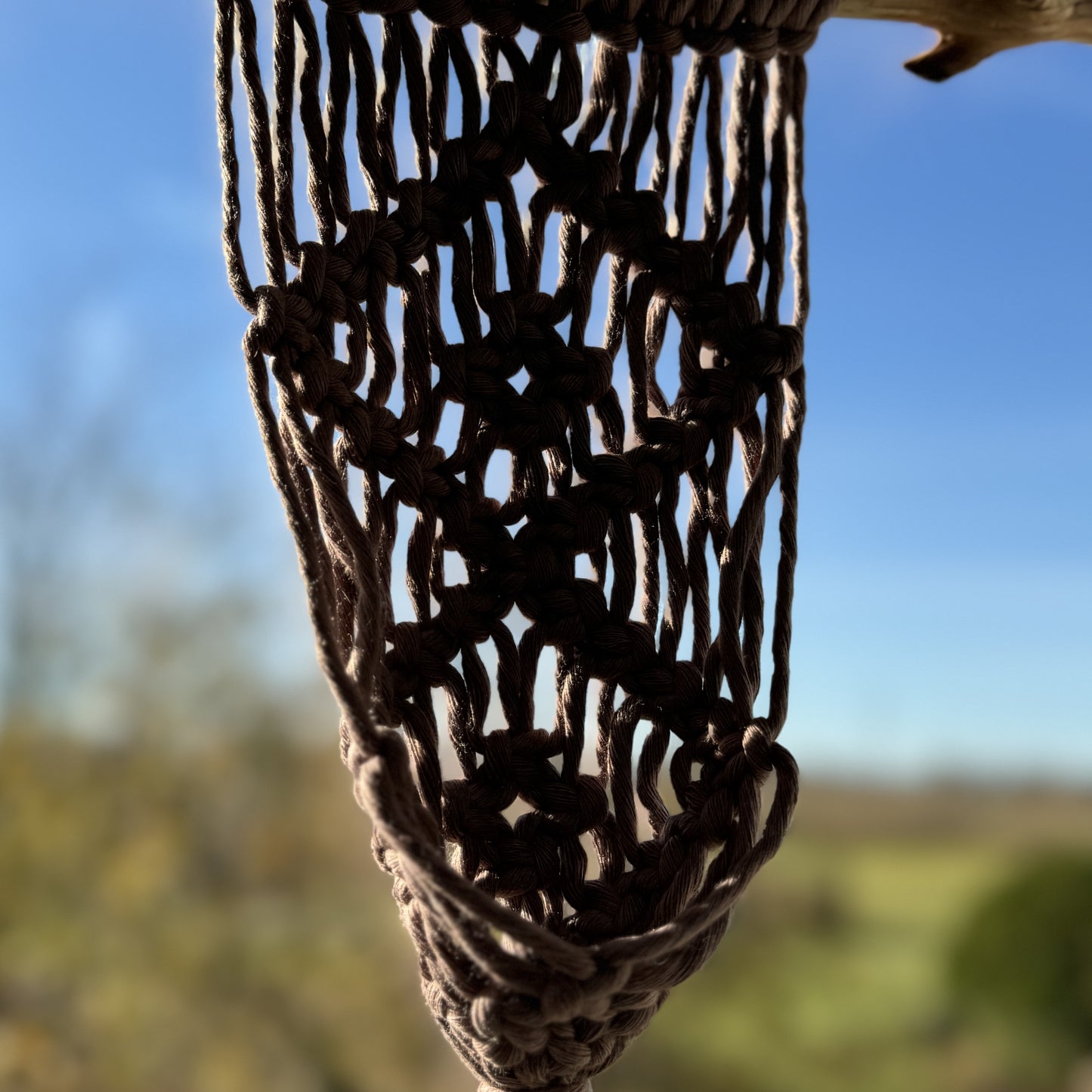 Macrame - Air Plant Hanger - Mauve Diamond