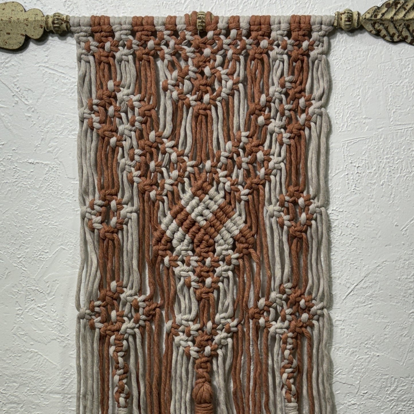 Macrame | Arrow with Peach and Beige