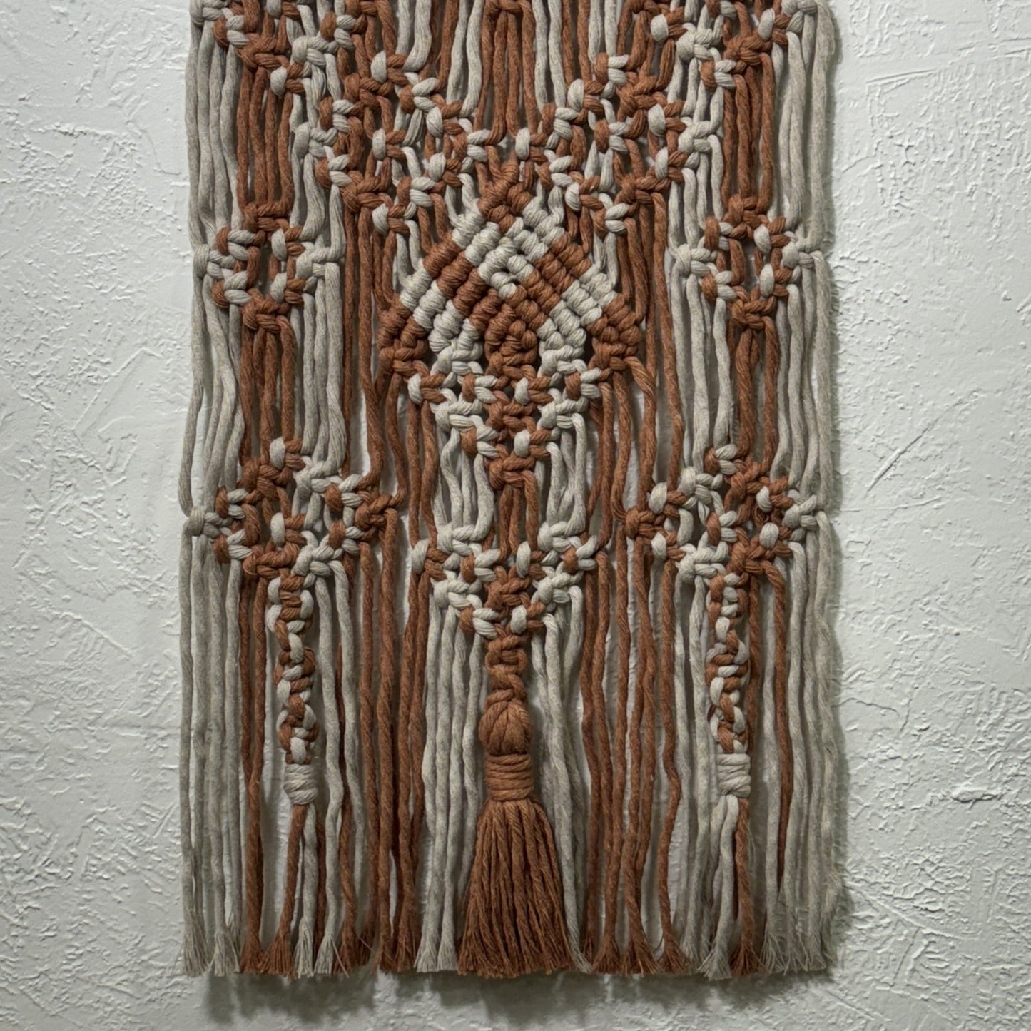 Macrame | Arrow with Peach and Beige