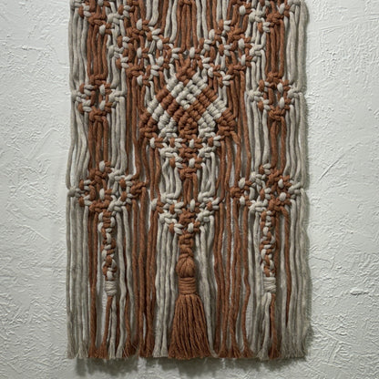 Macrame | Arrow with Peach and Beige
