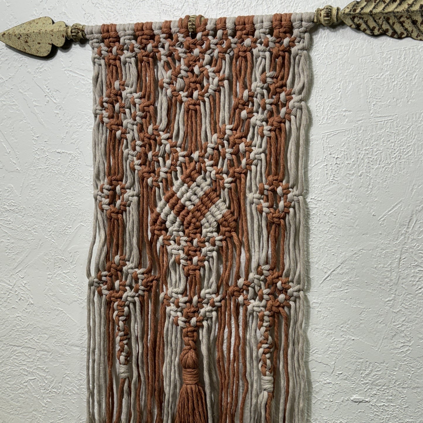 Macrame | Arrow with Peach and Beige