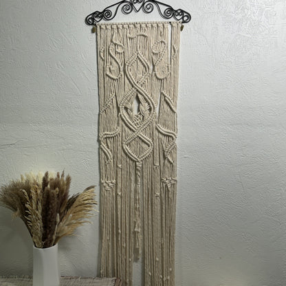 Macrame - Heartfelt Hanger Renaissance