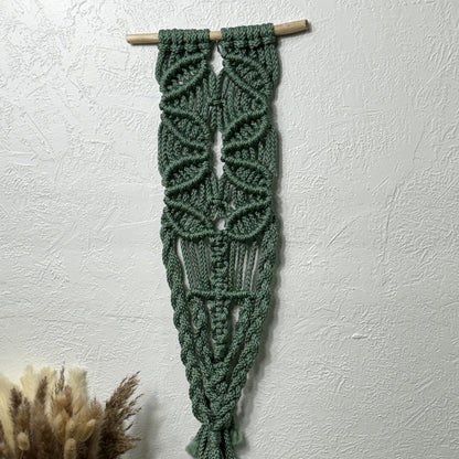 Macrame | Green Poly Floral Leaves