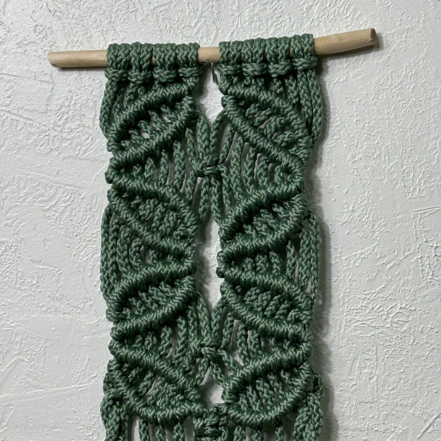 Macrame - Green Poly Floral Leaves